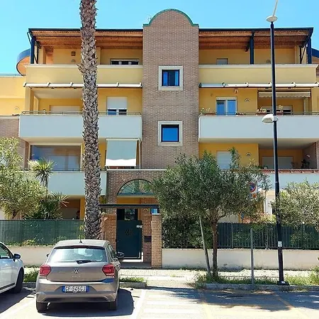 300 Mt Dal Mare Terrazza, Wifi E Parcheggio Grottammare